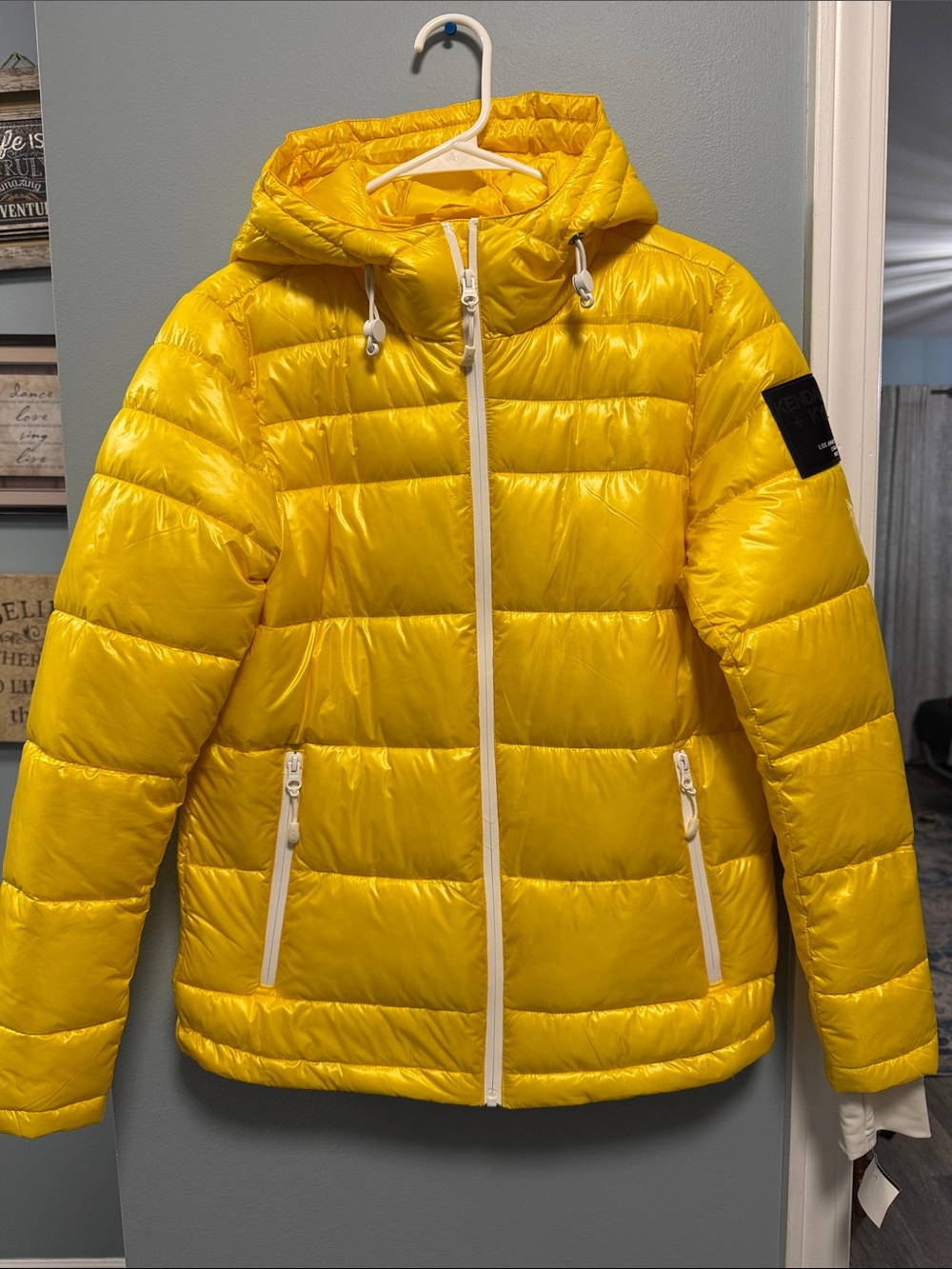 Kendall & Kylie Kids Yellow Hooded Puffer Jacket for women